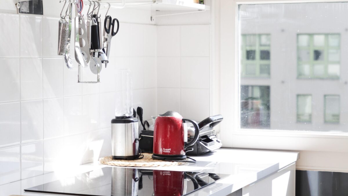 Smart kitchen unsplash